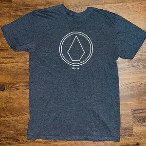 Volcom Original Gray with White Pin Line Stone Graphic Short Sleeve Shirt Size L